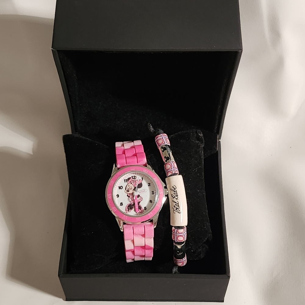 Minnie Mouse Wristwatch with Disney Bracelet set